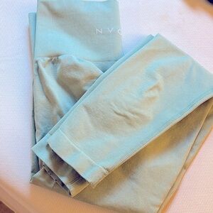 NVGNT Pastel Green legging
